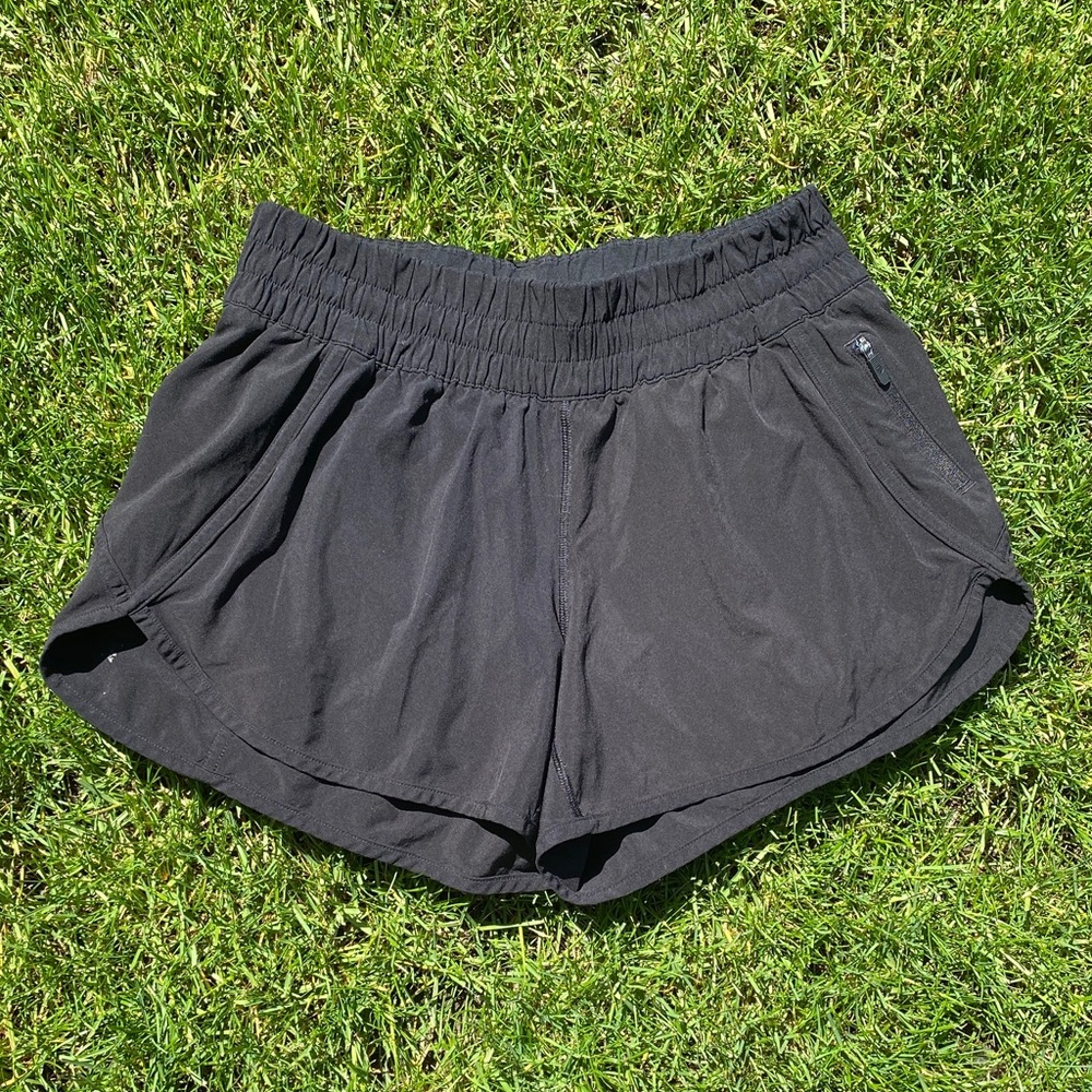 Lululemon 4in Tracker short